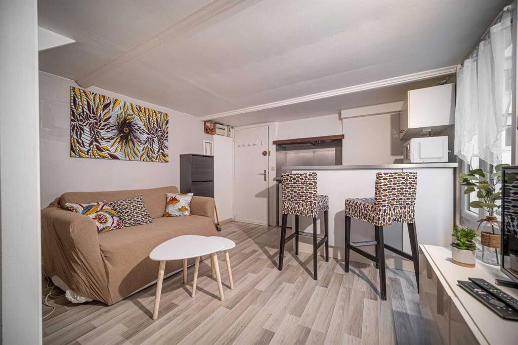 Charmant Duplex - Centre De Фонтенбло Экстерьер фото